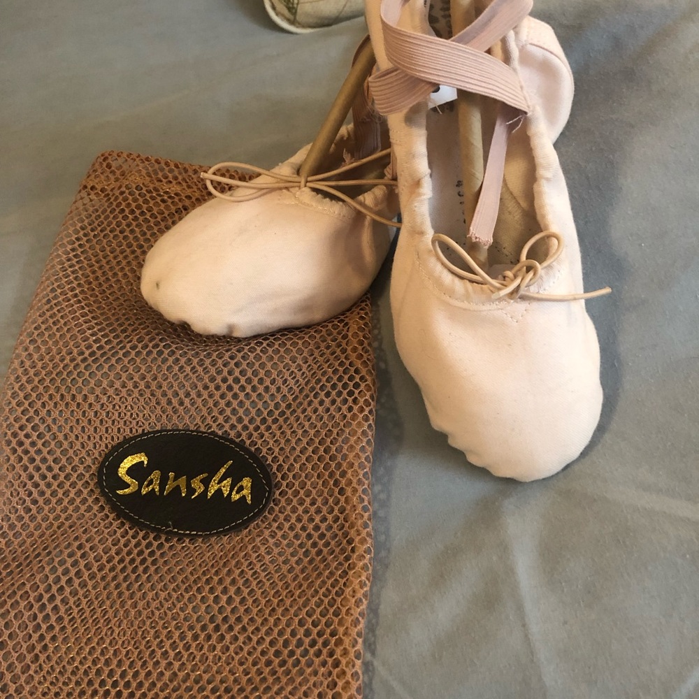 Ballet canvas slippers